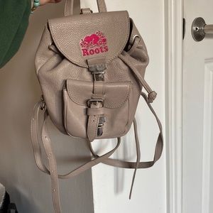 Roots taupe leather mini backpack